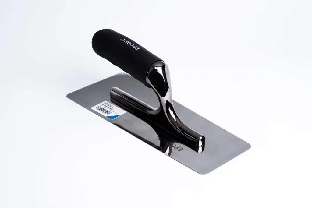 venetian trowel