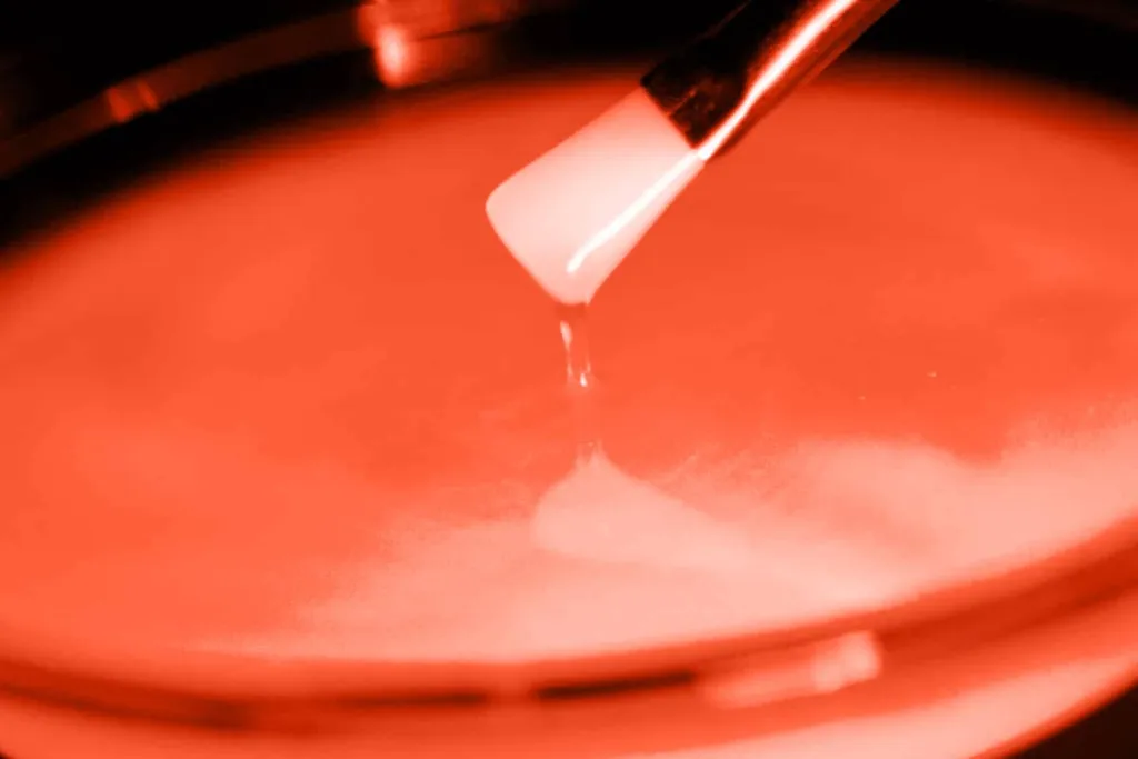 Glow in the dark pink